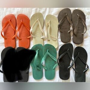 (5)pair Havaiana Flip Flops. Size 39/40 or 7 / 8. Various colors sold together